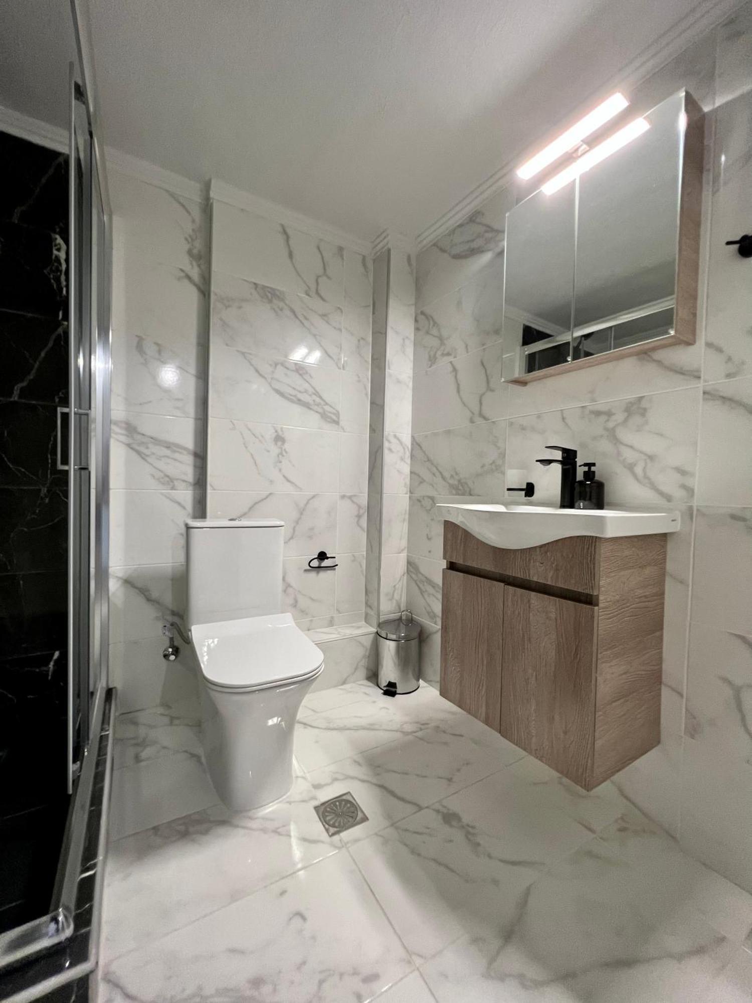 3c Apartment